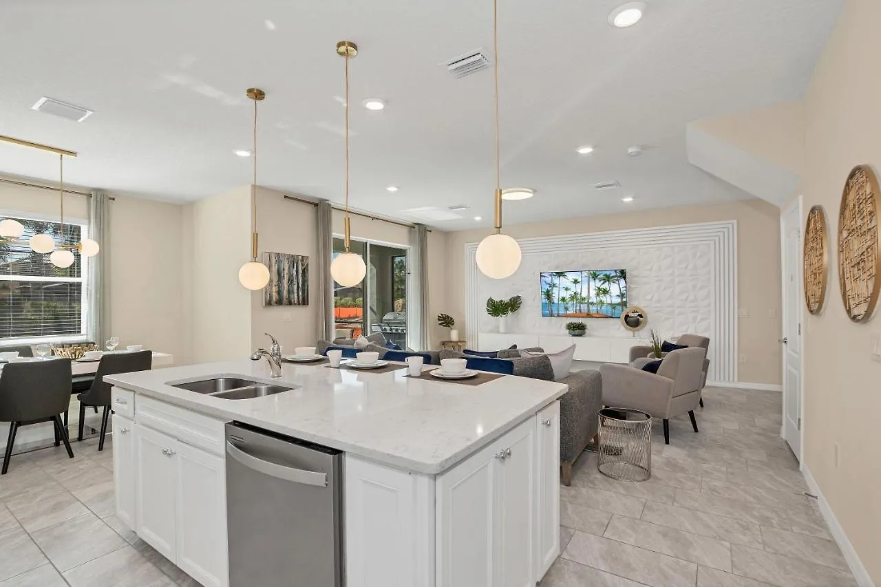 Solterra Lifestyle Villa Davenport